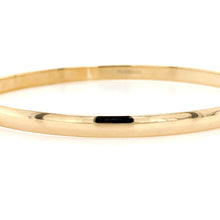 Load image into Gallery viewer, 9ct Yellow Gold, Solid &#39;D&#39; Shape Bangle
