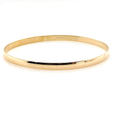 Load image into Gallery viewer, 9ct Yellow Gold, Solid &#39;D&#39; Shape Bangle
