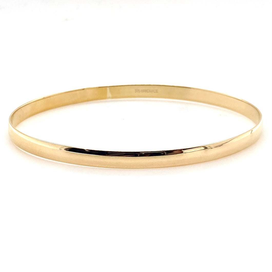 9ct Yellow Gold, Solid 'D' Shape Bangle