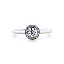 Load image into Gallery viewer, Platinum, 0.25ct Diamond Cluster Ring
