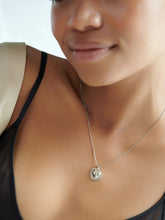 Load image into Gallery viewer, Electric Deco Heart Necklace, Silver
